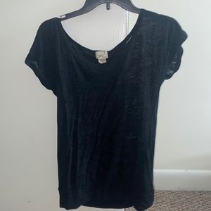 Medium Black Top